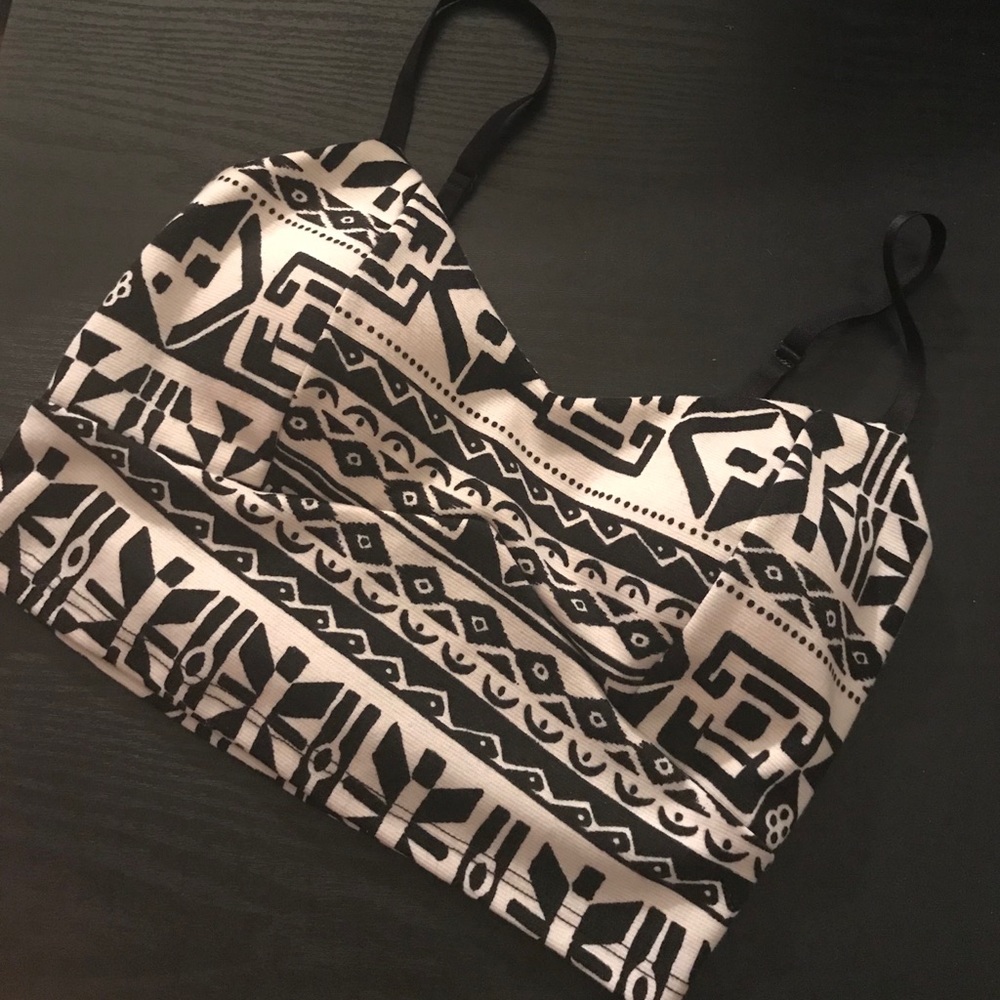 Small Black/White Aztec print crop top